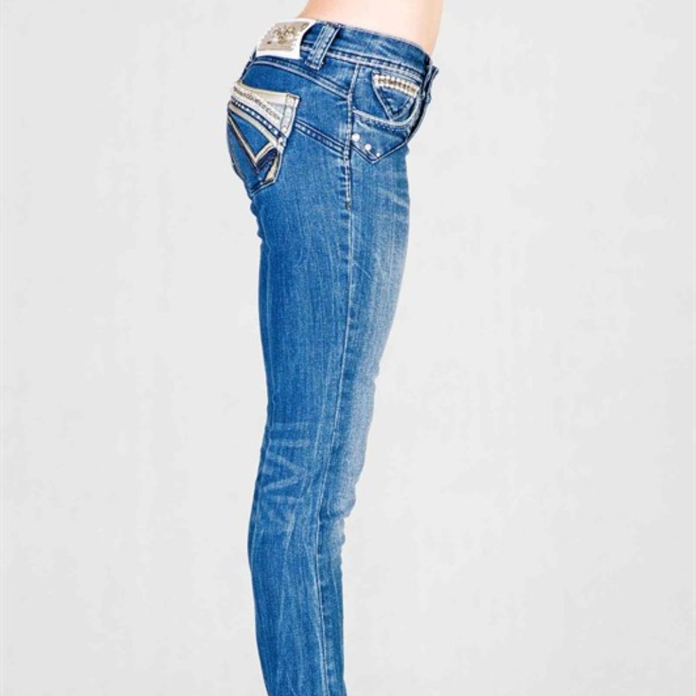 boutique items, NEW